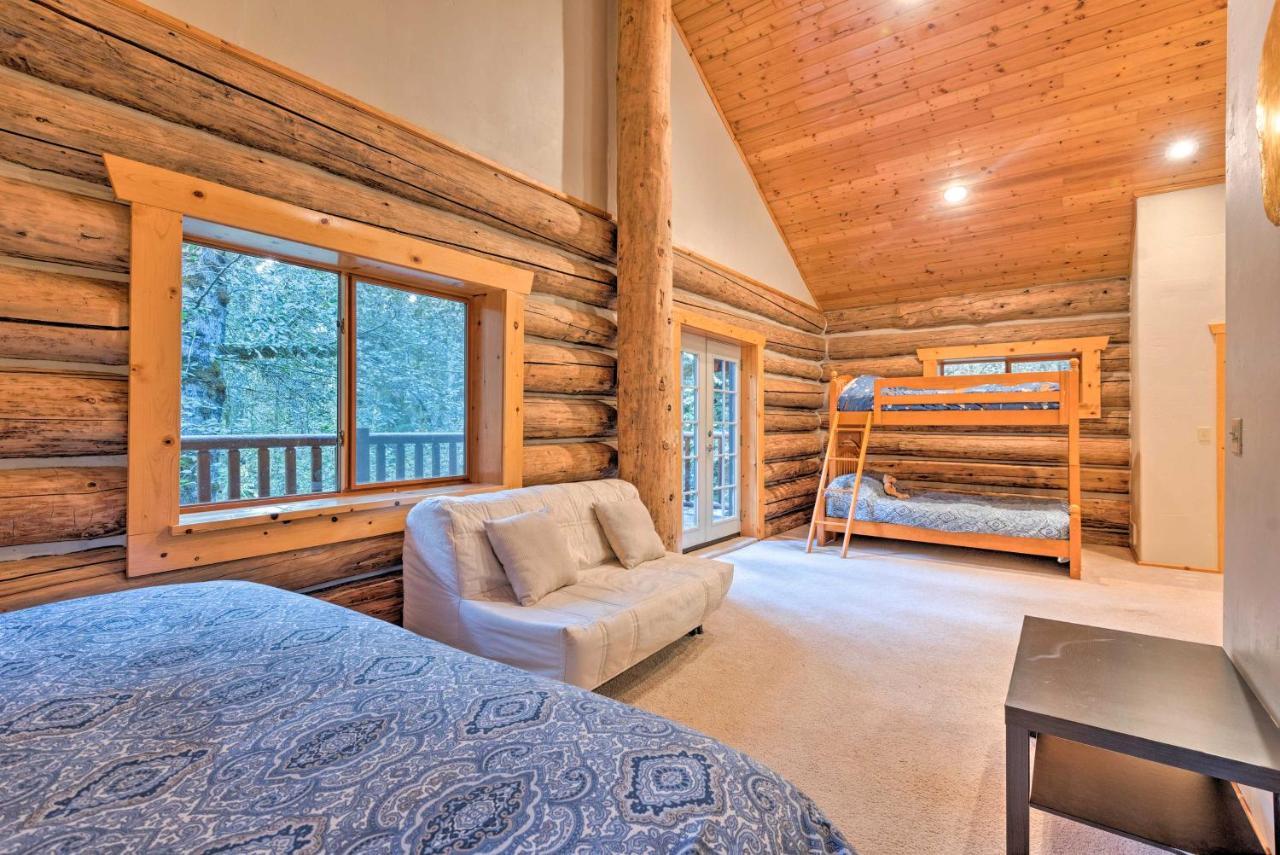 Riverfront Gold Bar Log Cabin Near Stevens Pass! Exterior foto